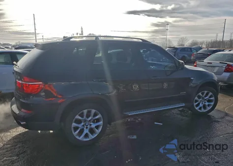 2012 BMW X5 xDrive35I z USA, uszkodzony, nr VIN 5UXZV4C59CL755124